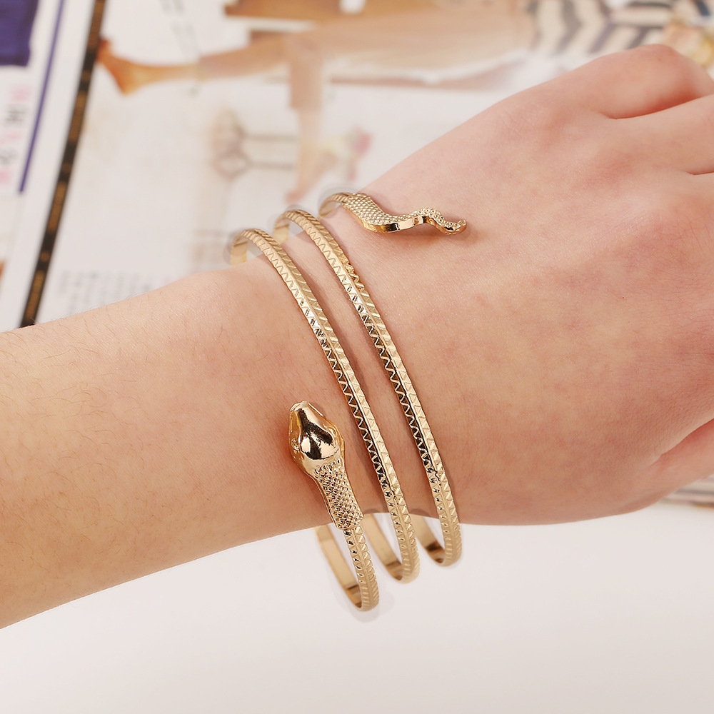 اساور-ذهبية