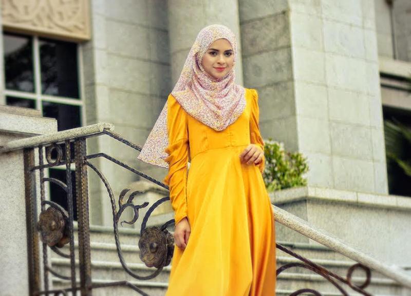 ازياء-باللون-الاصفر