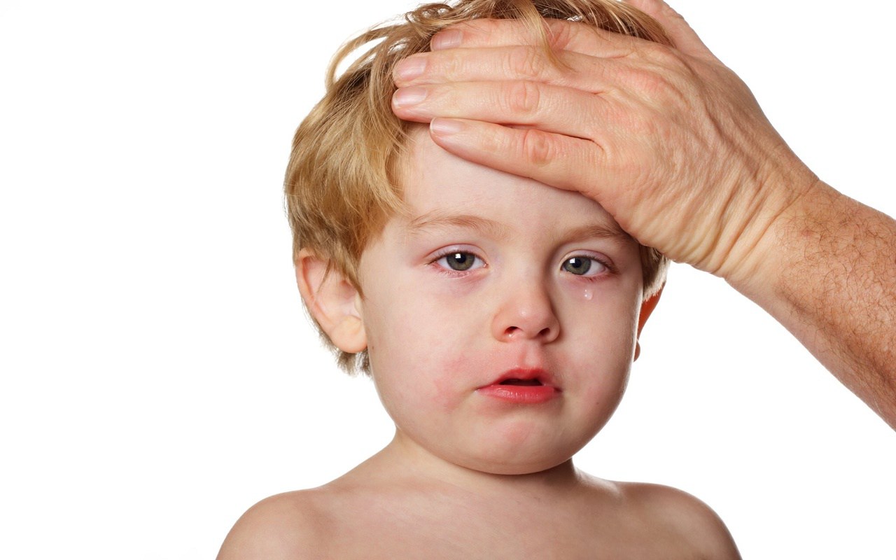الحرارة من اعراض النتهاب السحايا
