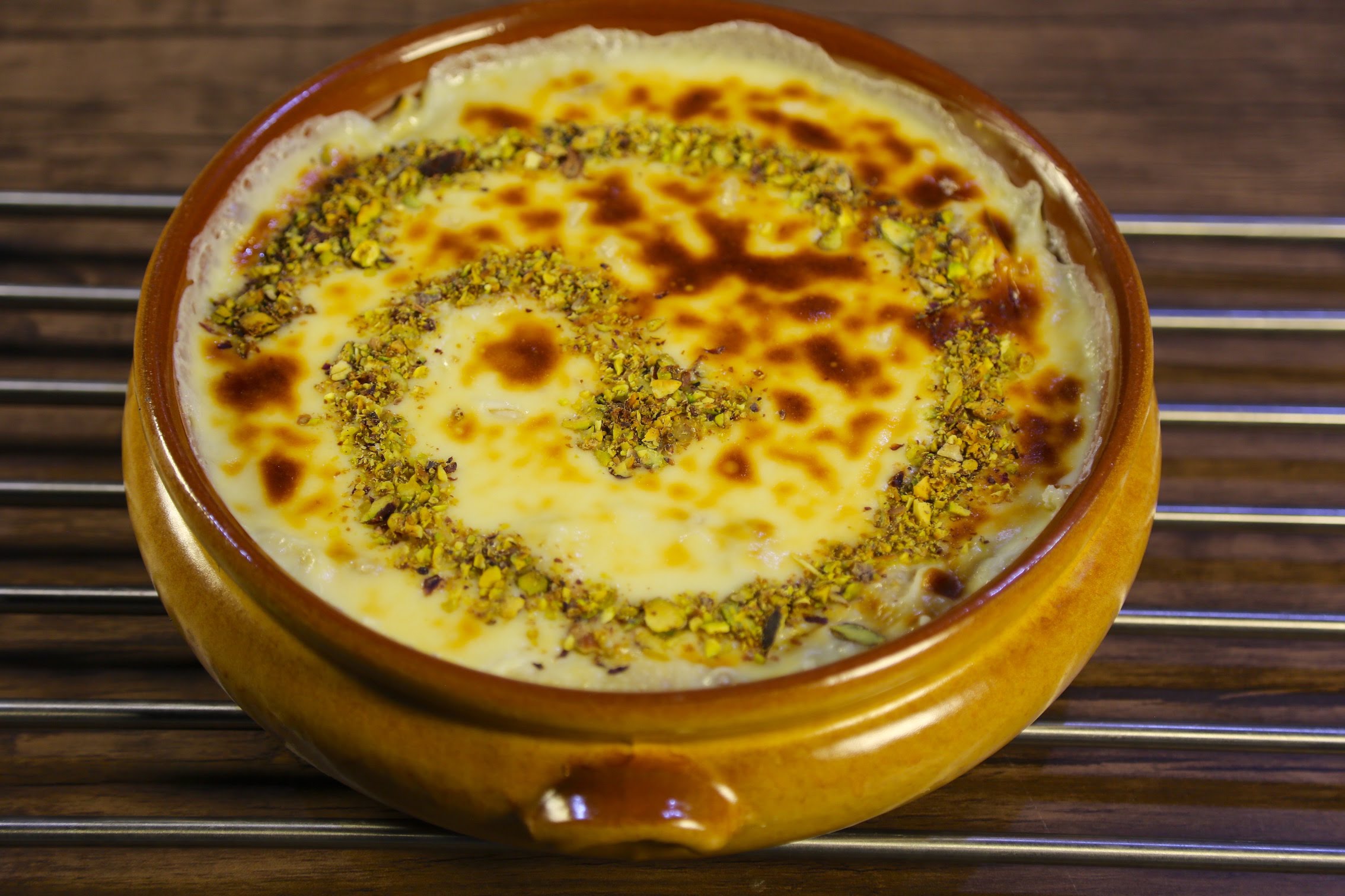 ام علي بالقشطة