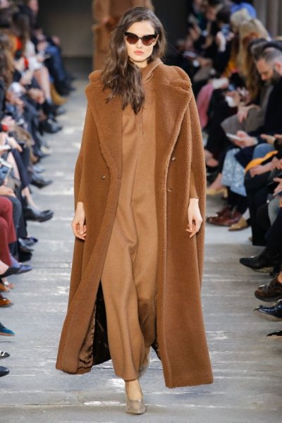 جاكيت-بني-من-Max-Mara
