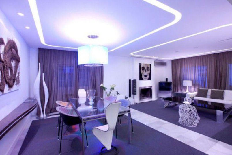 جبس-بورد-مع-اللون-البنفسجي