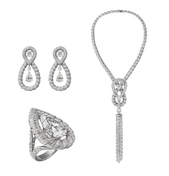 شانيل-مجموعة-flying-cloud