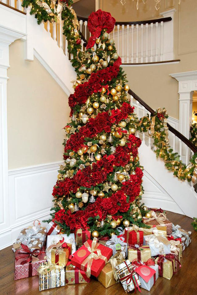 شجرة-بالورود