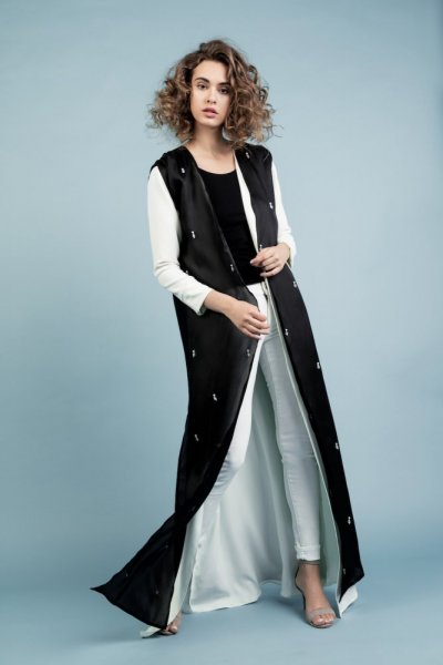 عباية-اسود-مفتوحة