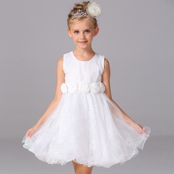 فستان-ابيض-قصير