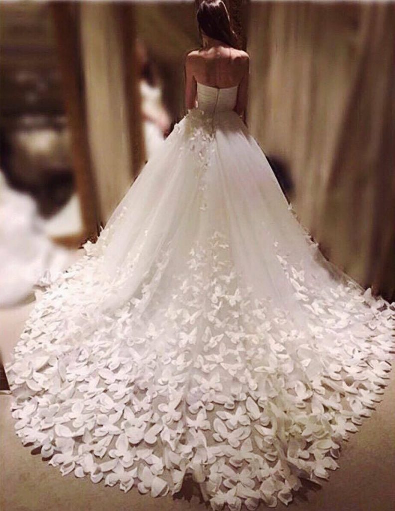 فستان-بالورود-للعروس