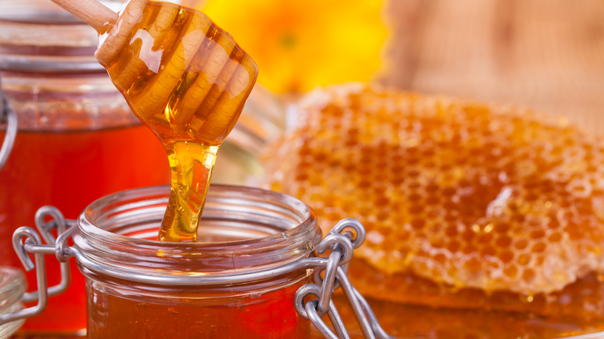 فوائد العسل فى علاج القولون العصبي