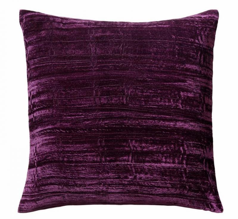 وسادة-باللون-البنفسجي