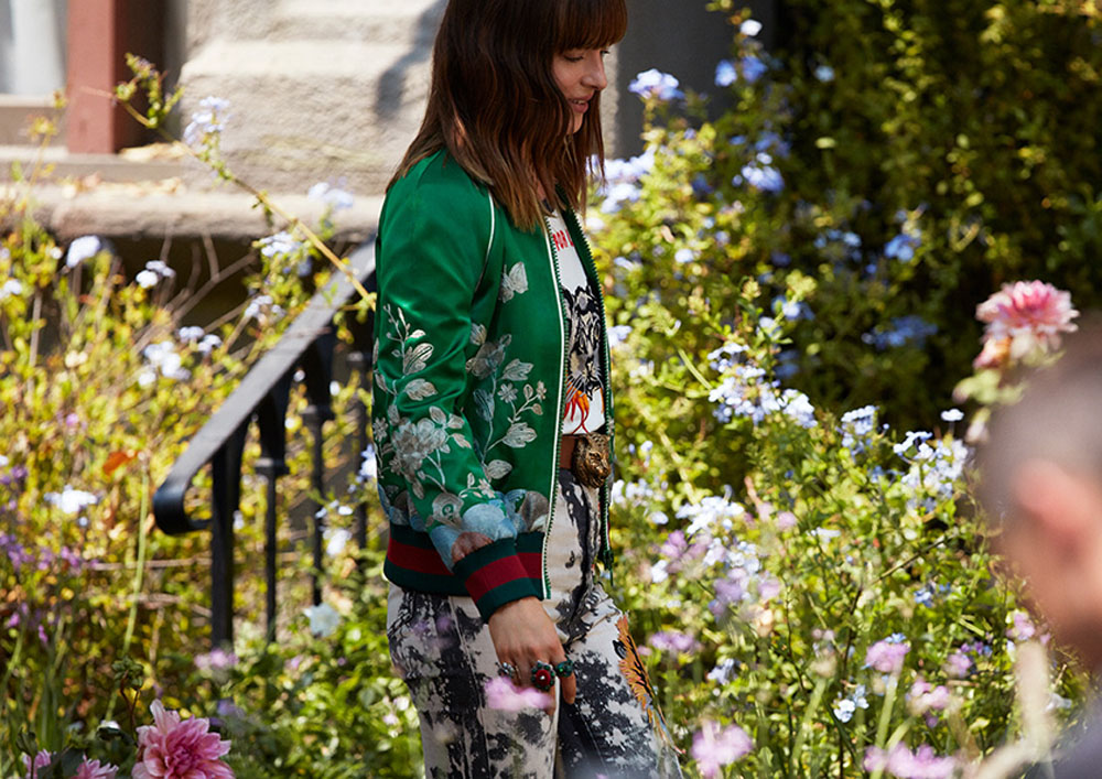 GU482_Bloom Fragrance_BTS_PR Crops_rgb_72dpi_27