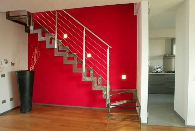 سلم-معدني-صغير