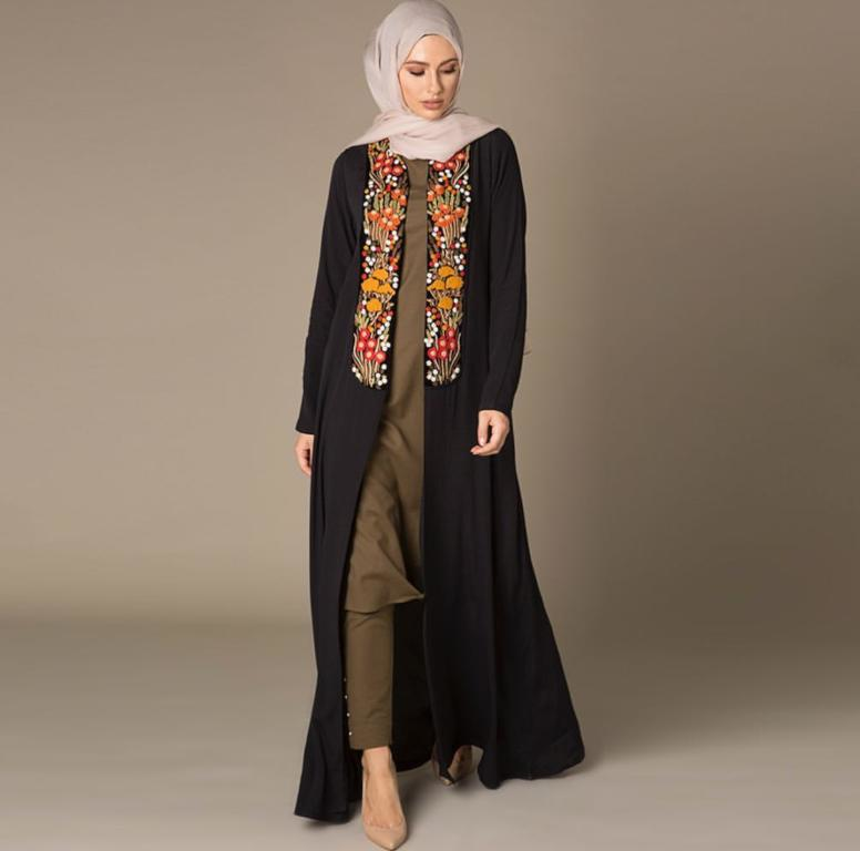 عباية-AAB-المطرزة-بالالوان