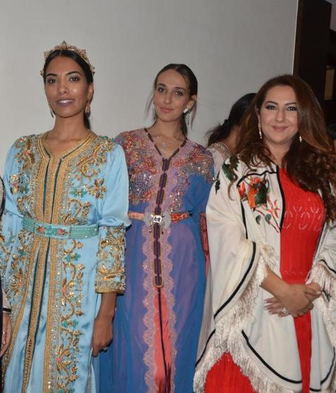 مجموعة-سميرة-حدوشي-بدرجات-الازرق