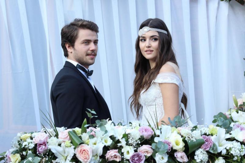مشهد-من-مسلسل-بنات-الشمس
