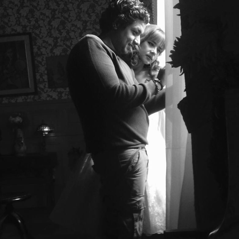 النجمة-من-الكواليس