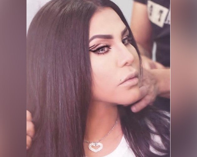 رسمة-الآيلاينر