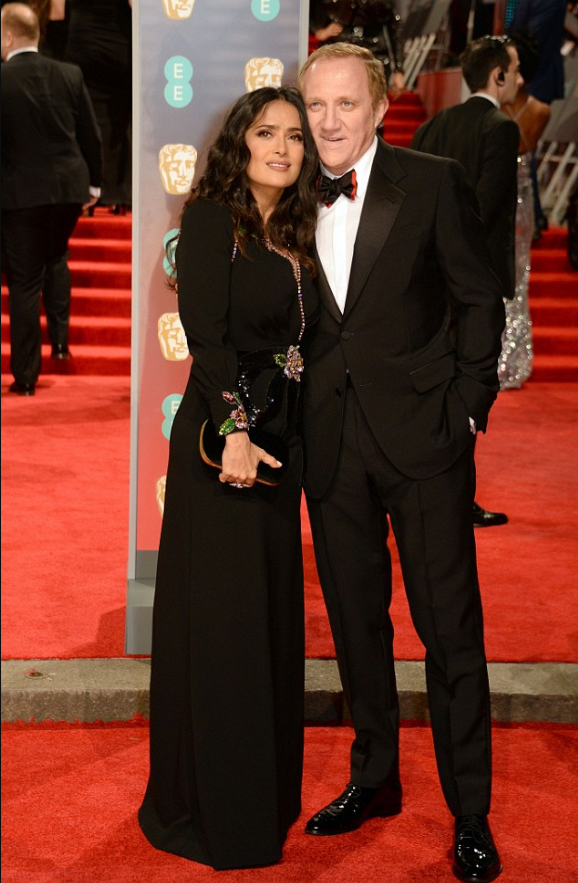 سلمى-مع-الفنانين-في-الحفل