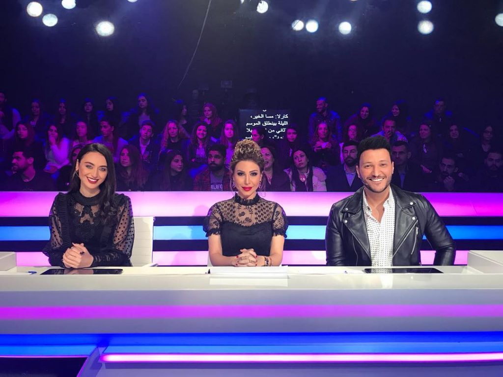 يارا-مع-لجنة-التحكيم