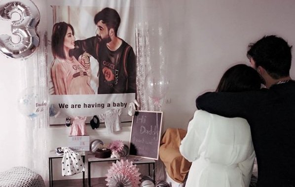 فيديو فرح الهادي تفاجئ زوجها والجمهور بخبر حملها مشاهير فيديو فرح الهادي تفاجئ زوجها والجمهور بخبر حملها مشاهير