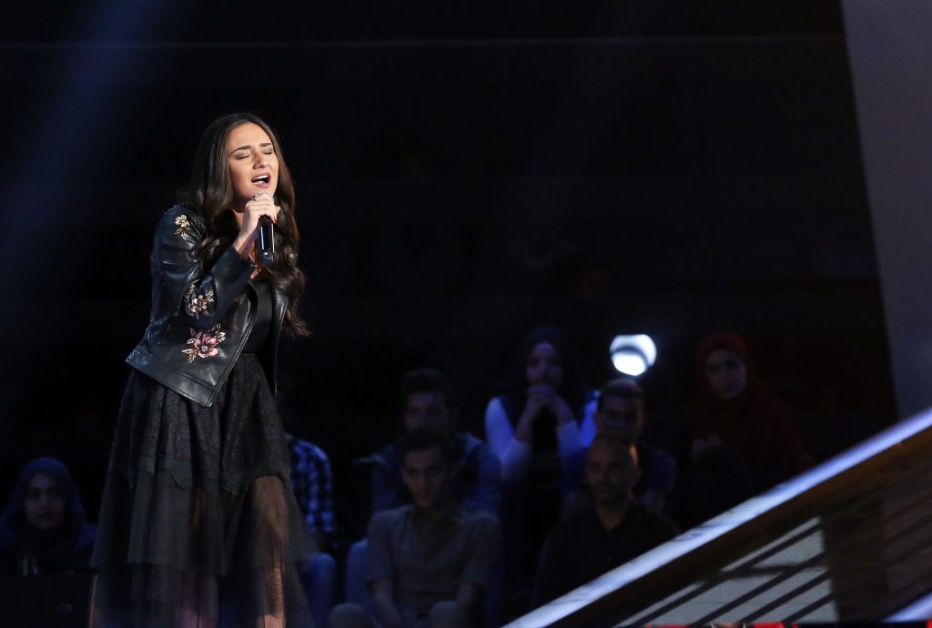MBC1 & MBC MASR The Voice S4- Battles 1- Assi's team- Winner Maryse Ferzli