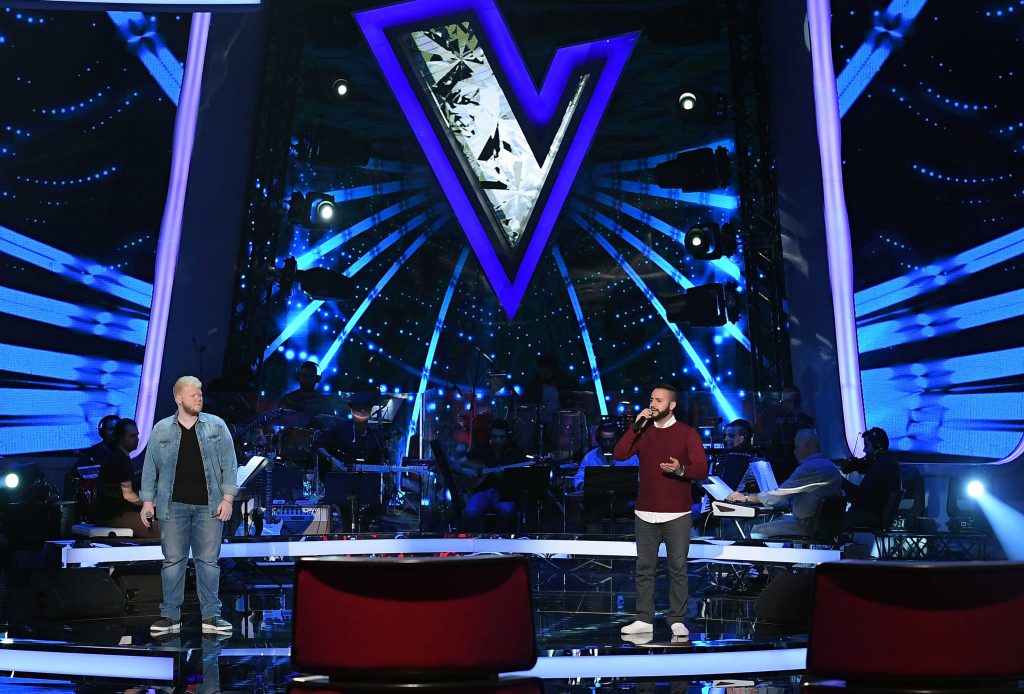 MBC1 & MBC MASR The Voice S4- Battles 1- Hamaki's team- Ahmed El Hafez vs Issam Sarhan (1)