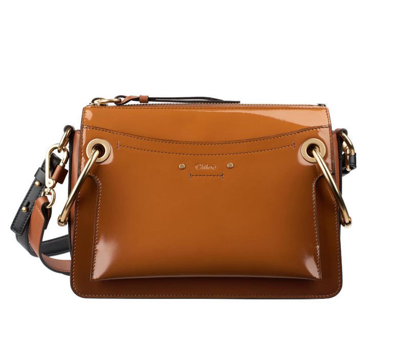 حقيبة-باللون-البني