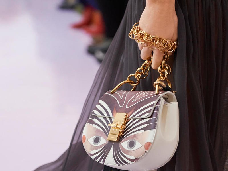 حقيبة-باللون-النبيتي