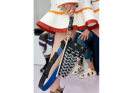 حقيبة-يد-طويلة