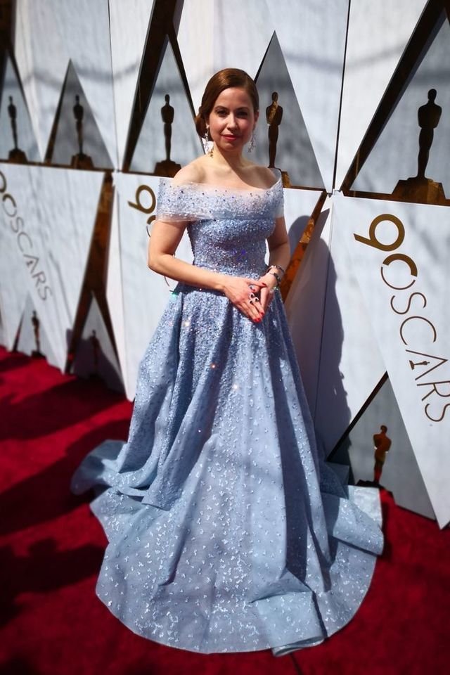 ريا-أبي-راشد-بفستان-طوني-ورد