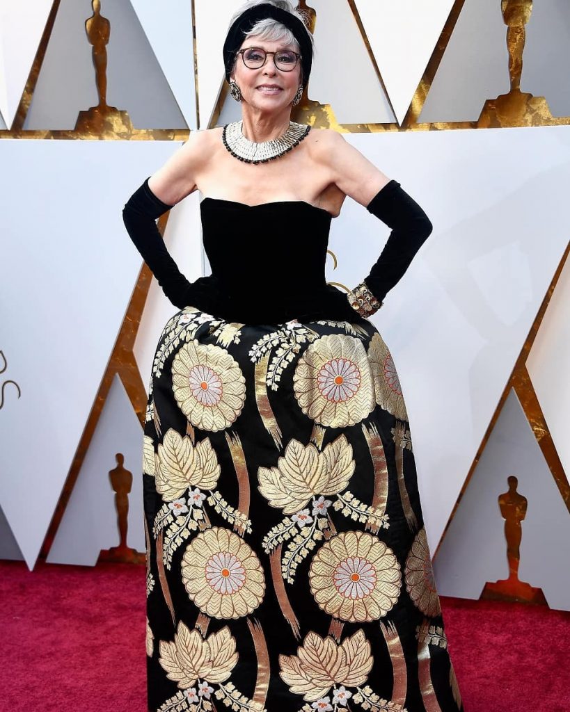 ريتا-مورينو-بفستانها-القديم