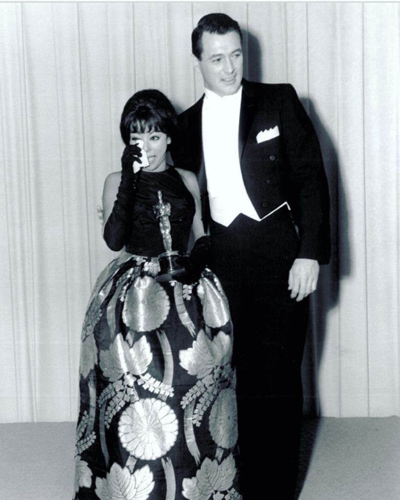 ريتا-مورينو-تبكي-من-الفرحة