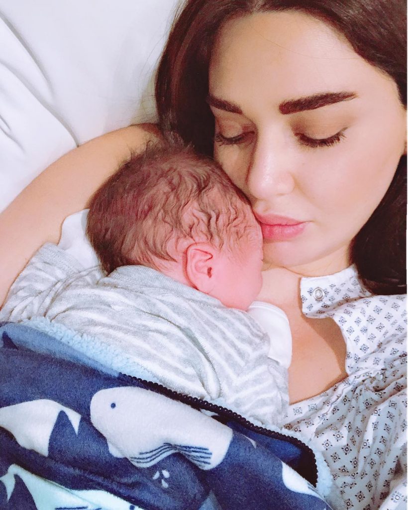 سيرين-مع-طفلها-الثاني-كريستيانو