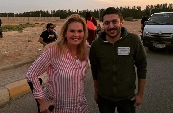 الفنانة يسرا