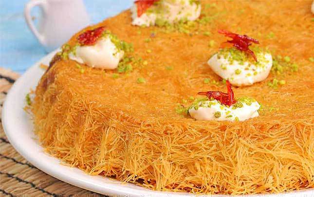 صينية كنافة بالقشطة