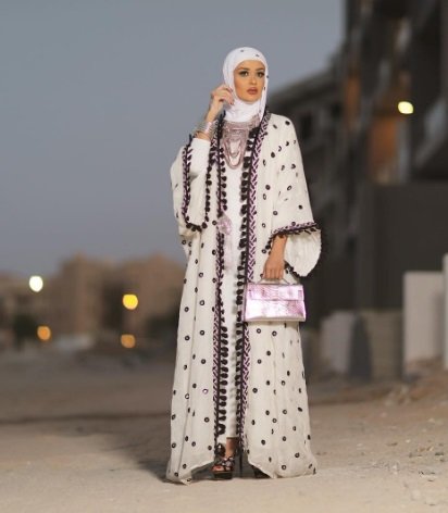 عباية-مفتوحة