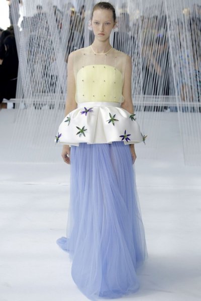 فستان-بدرجات-الباستيل-من-Delpozo