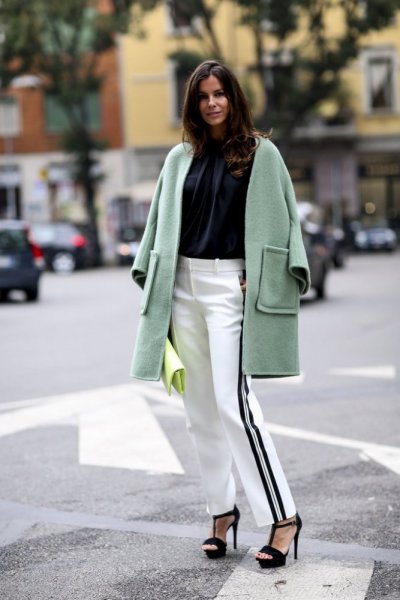 معطف-باللون-الاخضر-الباستيلي