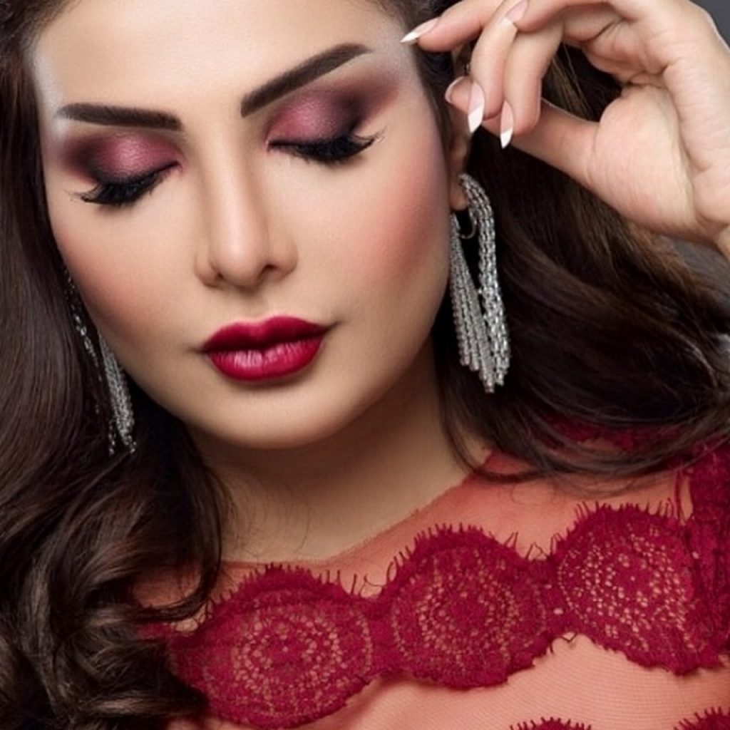 مكياج_سموكي_احمر