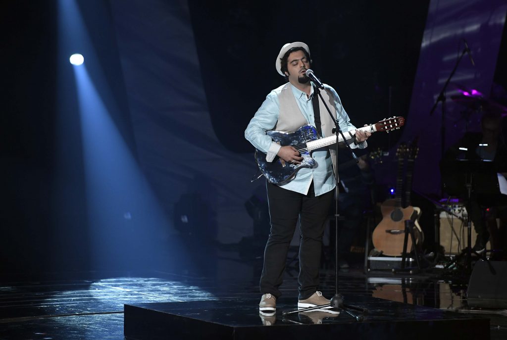 MBC1 & MBC MASR - the Voice S4 - SEMI FINALE- Live 5- Assi's team- Finalist Youssef Sultan (2)