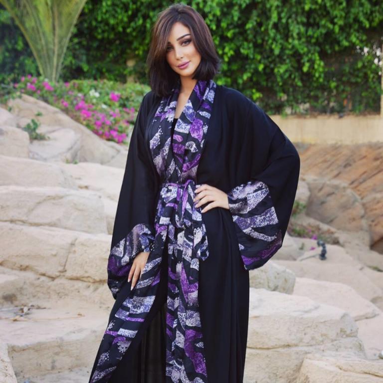 زوجة تامر حسني