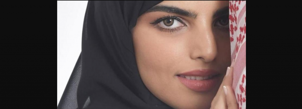 خبيرة-المكياج-السعودية