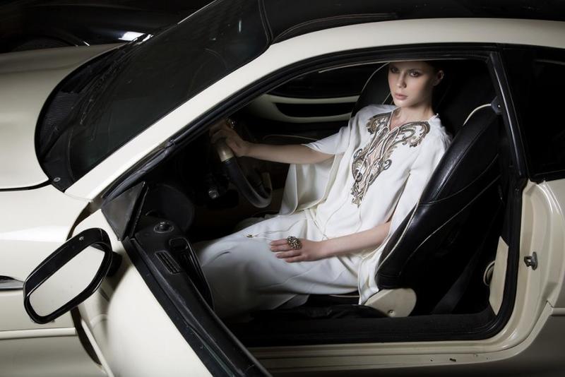 اطلالة-المرأة-السعودية-في-السيارة