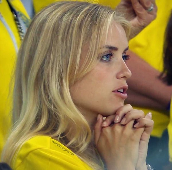 من يكسب في منافسة الجميلات في كأس العالم