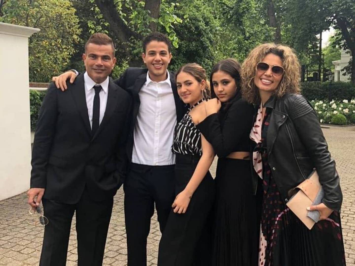 زوجة عمرو دياب