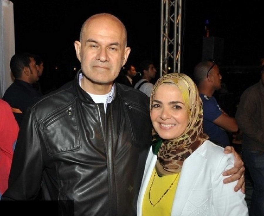 منى-مع-زوجها-السابق