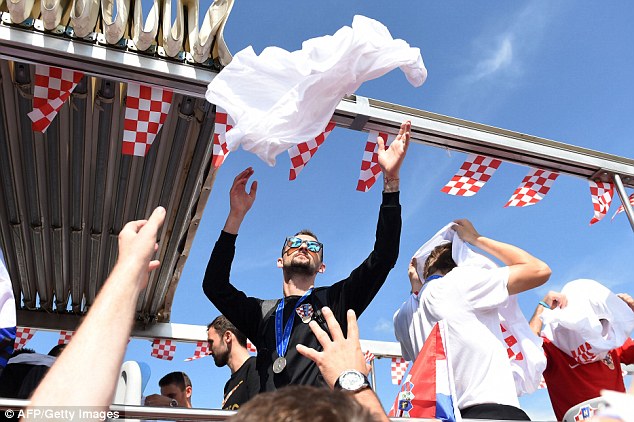 استقبال مهيب لـ منتخب كرواتيا في زغرب