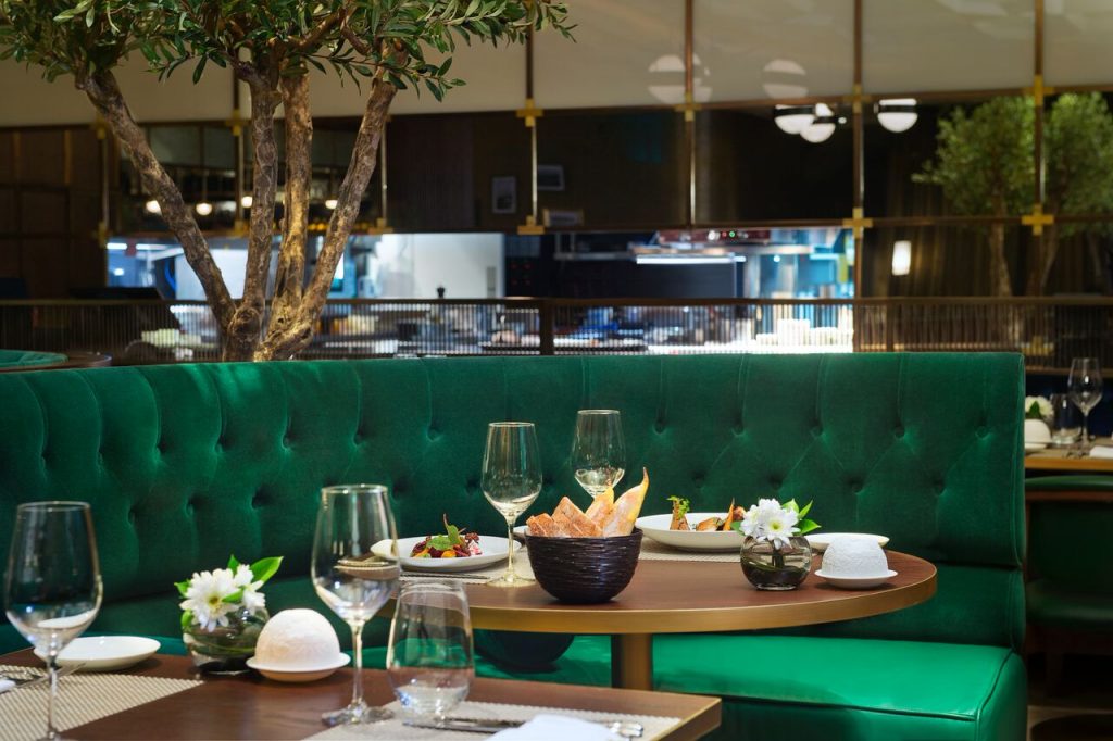 Galvin_Dubai_Restaurant_Indoor_3_preview