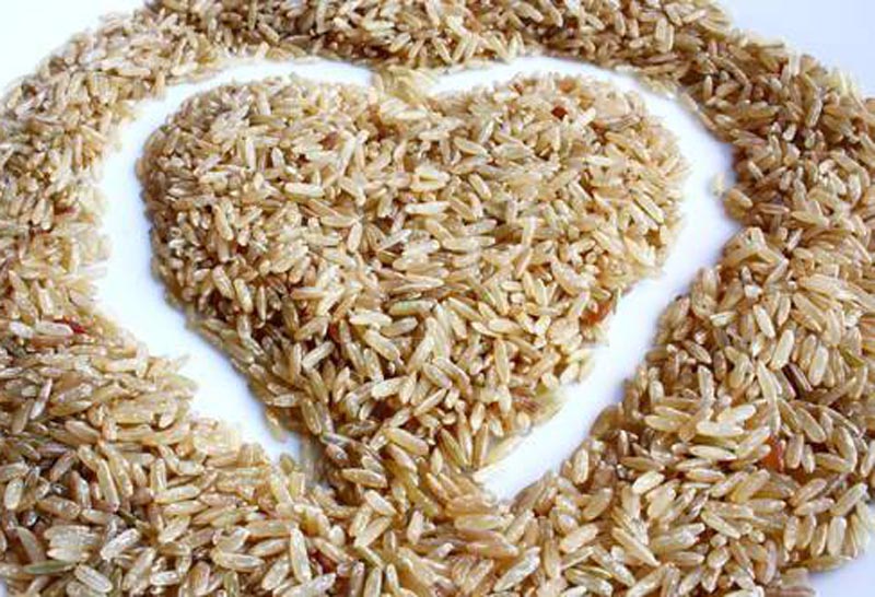 الارز البني