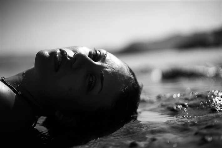 الفنانة-رحمة