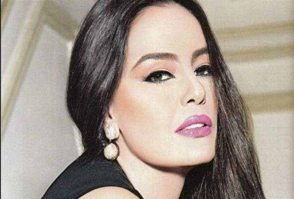 الفنانة-شريهان